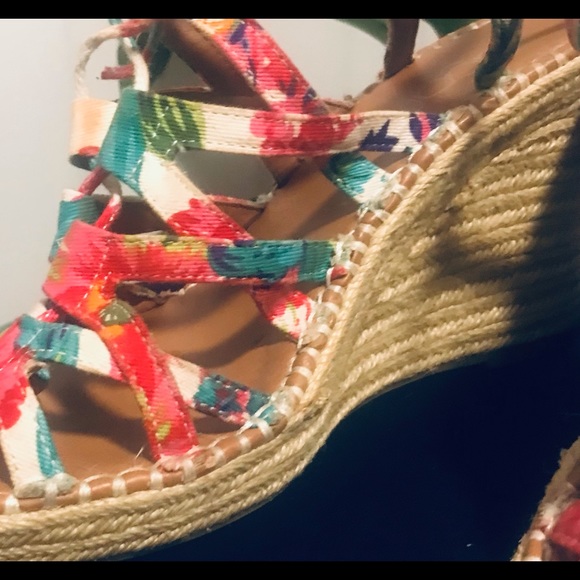 Colorful bright lace up wedges - Picture 1 of 4